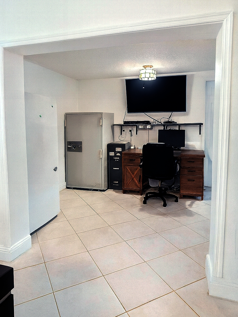 Bonus media/play room